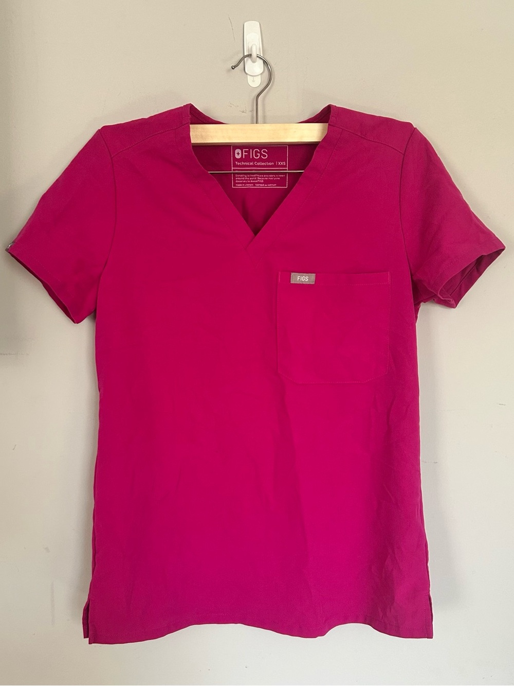 FIGS Women's V-Neck Scrub Top and Scrub pants in Fuchsia